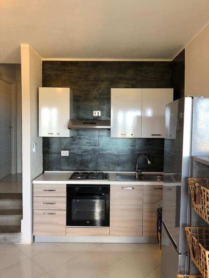 La Finestra Sulla Torre Apartment Стинтино Екстериор снимка